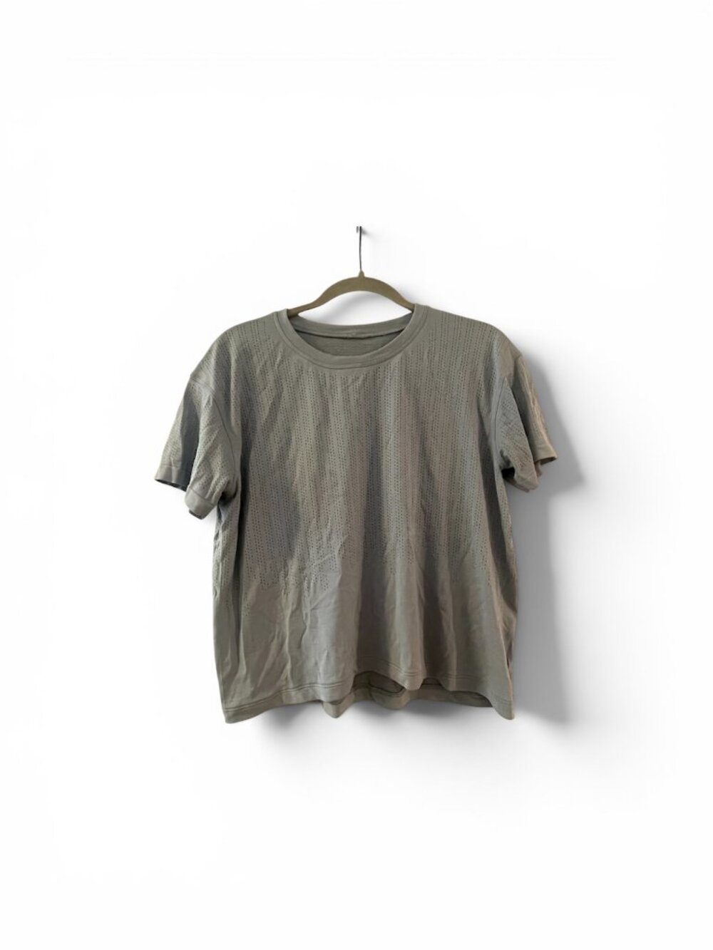 Lululemon Train to Be (light blue), medium - Picture 6 of 6